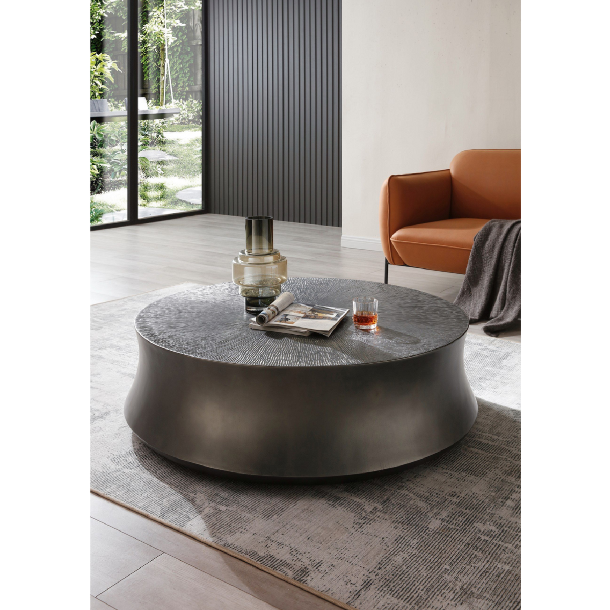 Antique Gray Round Coffee Table | Oroa.com