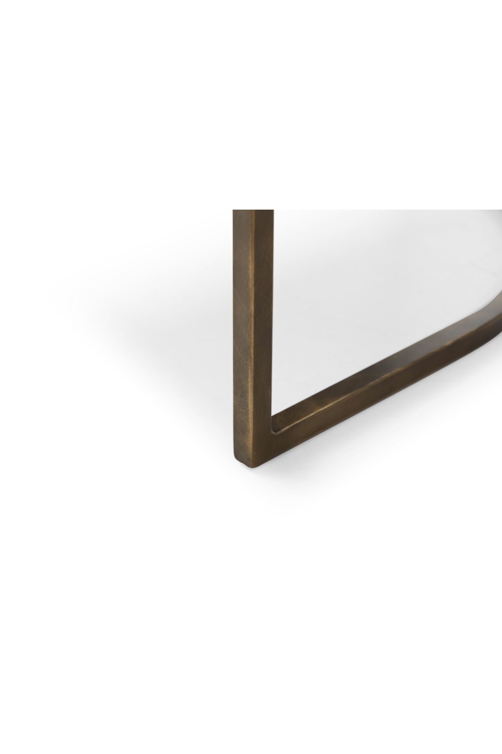 Cantilevered Curved-Back Dining Chair | Oroa.com