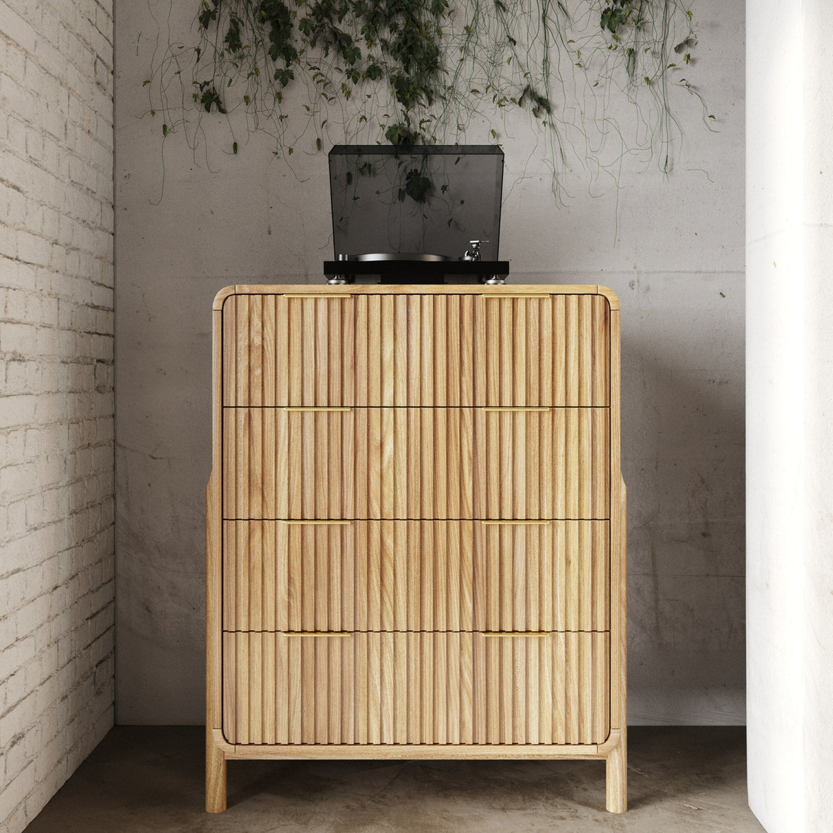 Natural Oak 4-Drawer Chest | Oroa.com
