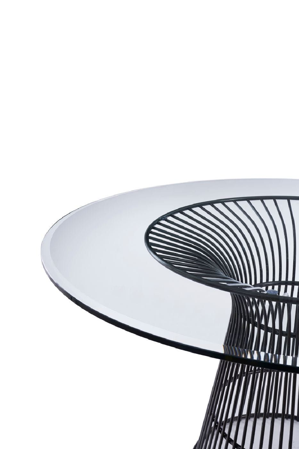 Round Tempered Glass Dining Table | Oroa.com