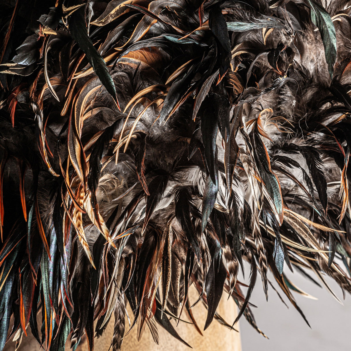 Natural Feather Table Lamp | Oroa.com