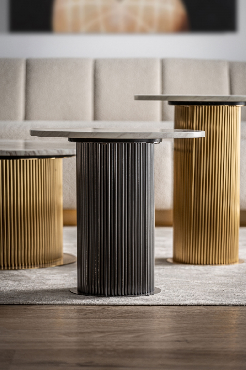 Black Fluted Pedestal Side Table | Oroa.com