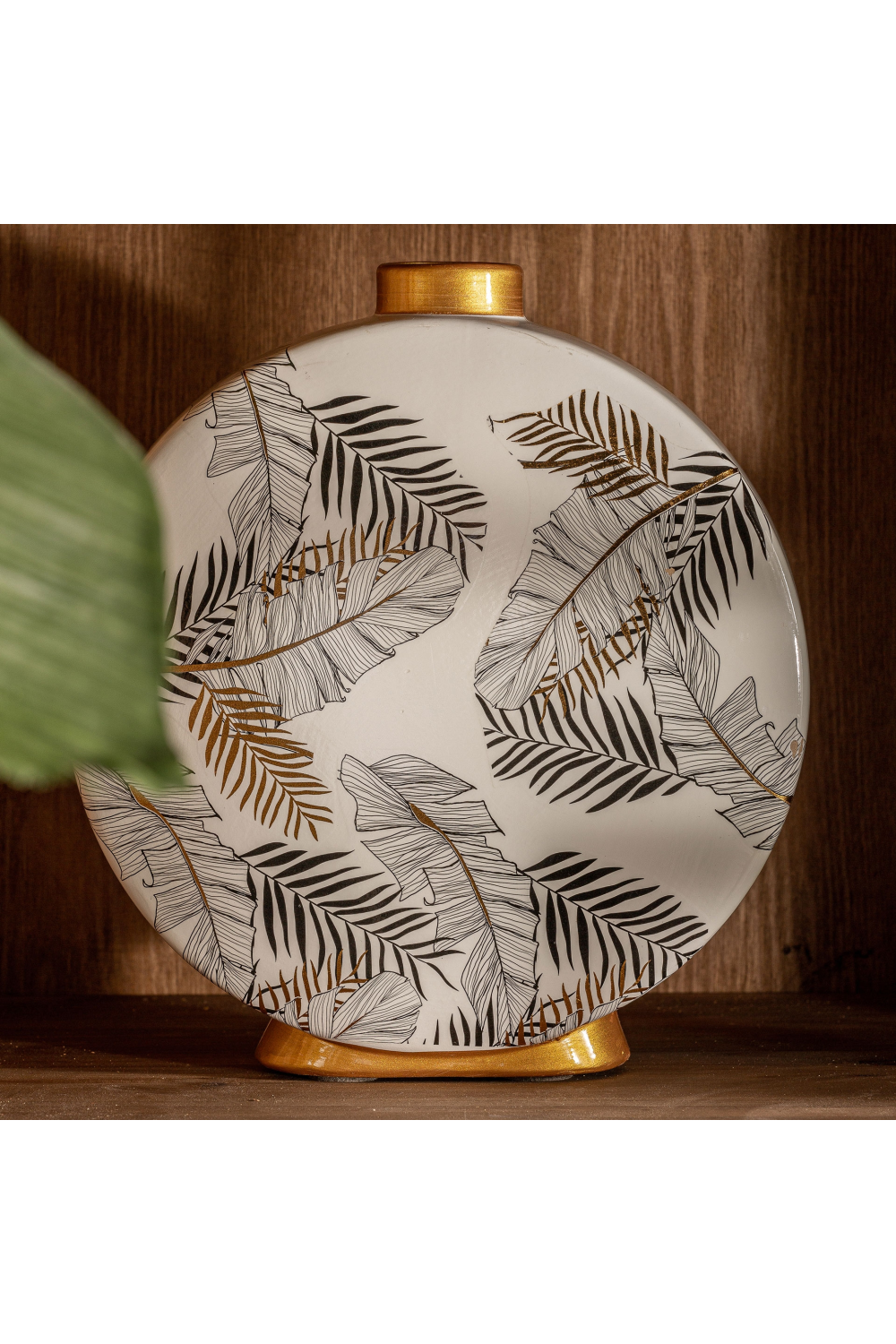 White Round Ceramic Vase | Oroa.com