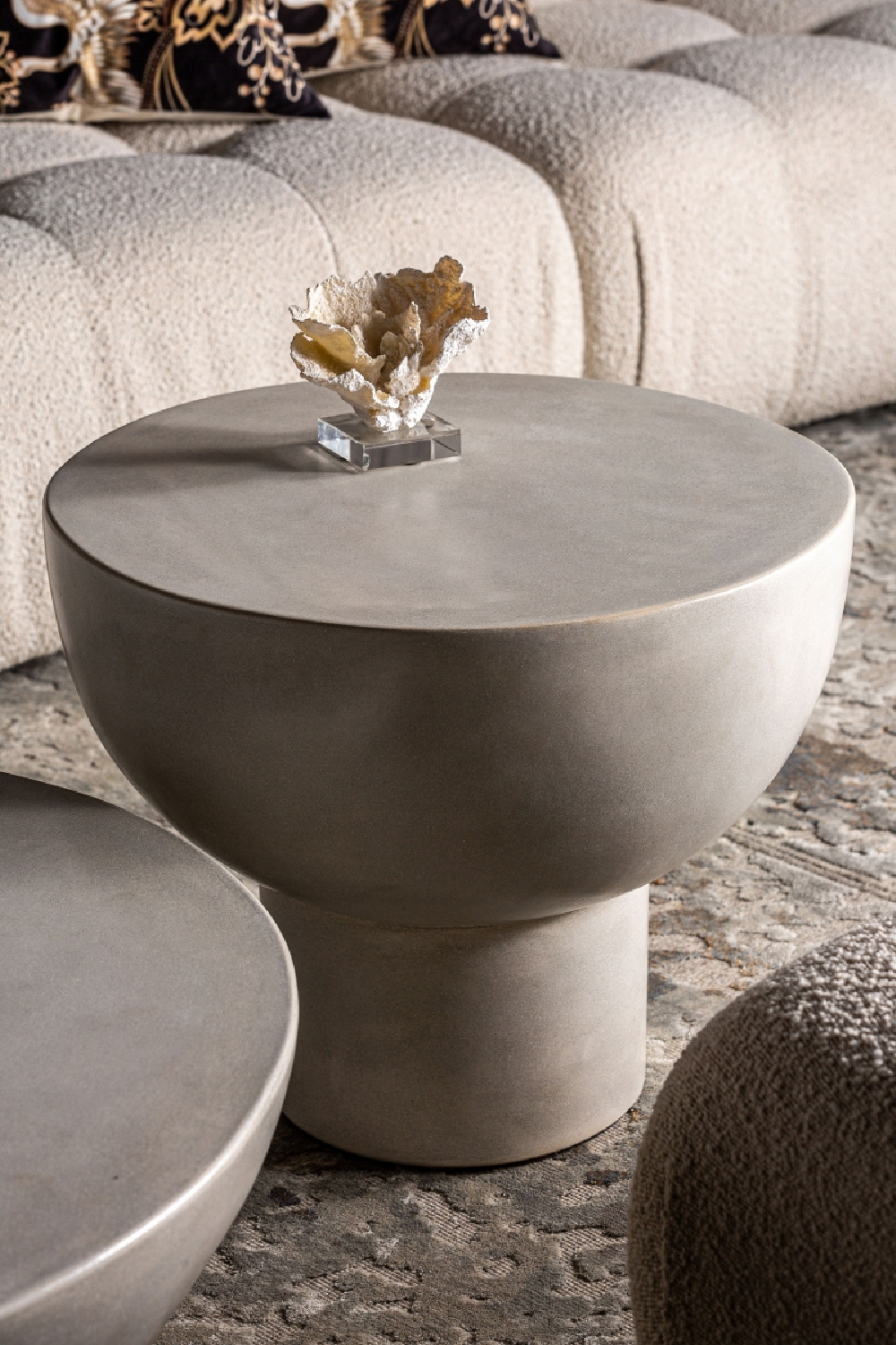 Cement Bowl-Shaped Side Table | Oroa.com
