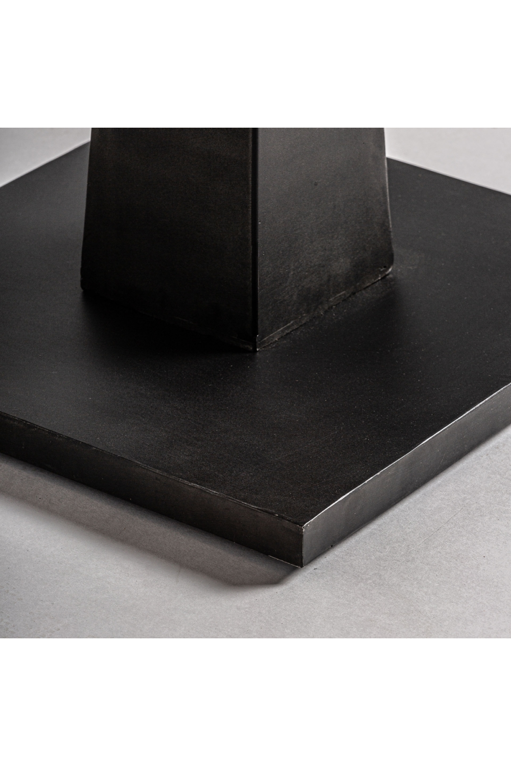 Black Mango Wood Bar Table | Oroa.com
