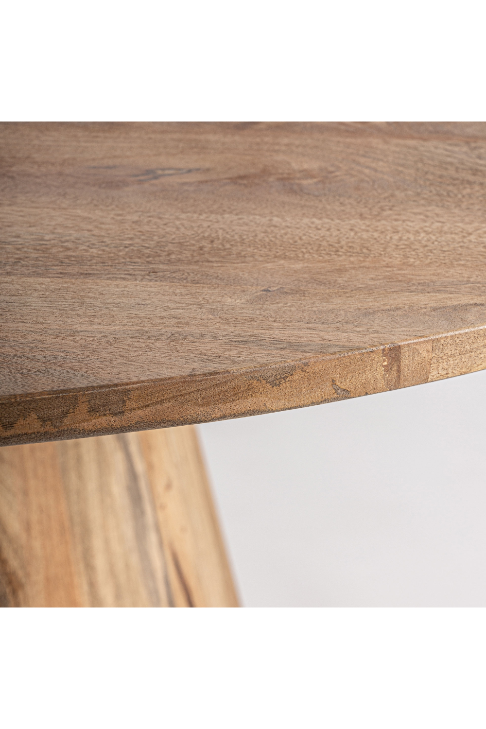 Natural Acacia Round Dining Table | Oroa.com
