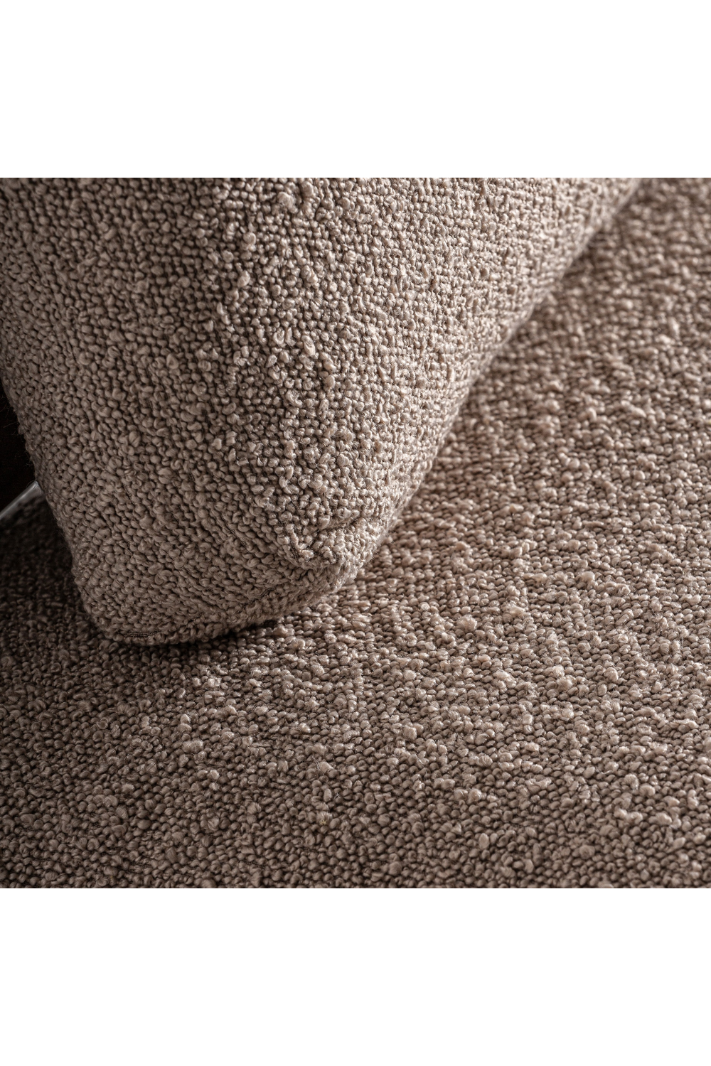 Padded Pine Lounge Chair | Oroa.com