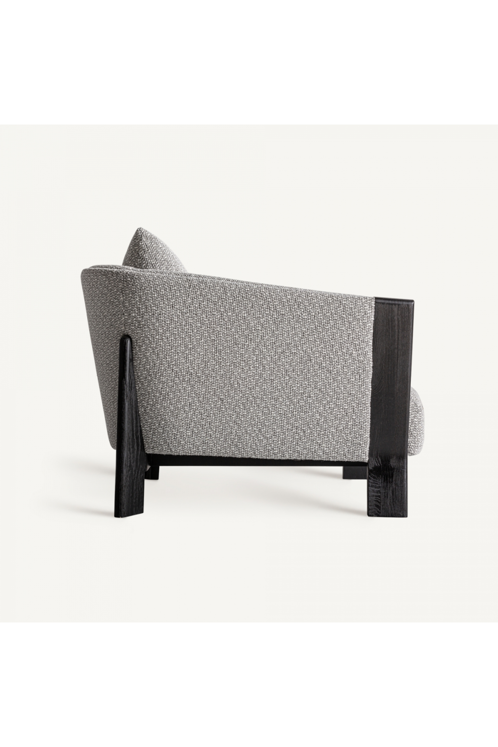 Black Oak Frame Padded Armchair | Oroa.com