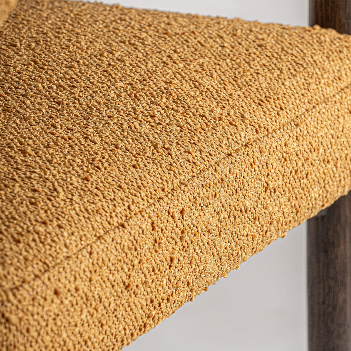 Ash Framed Curve Accent Chair | Oroa.com