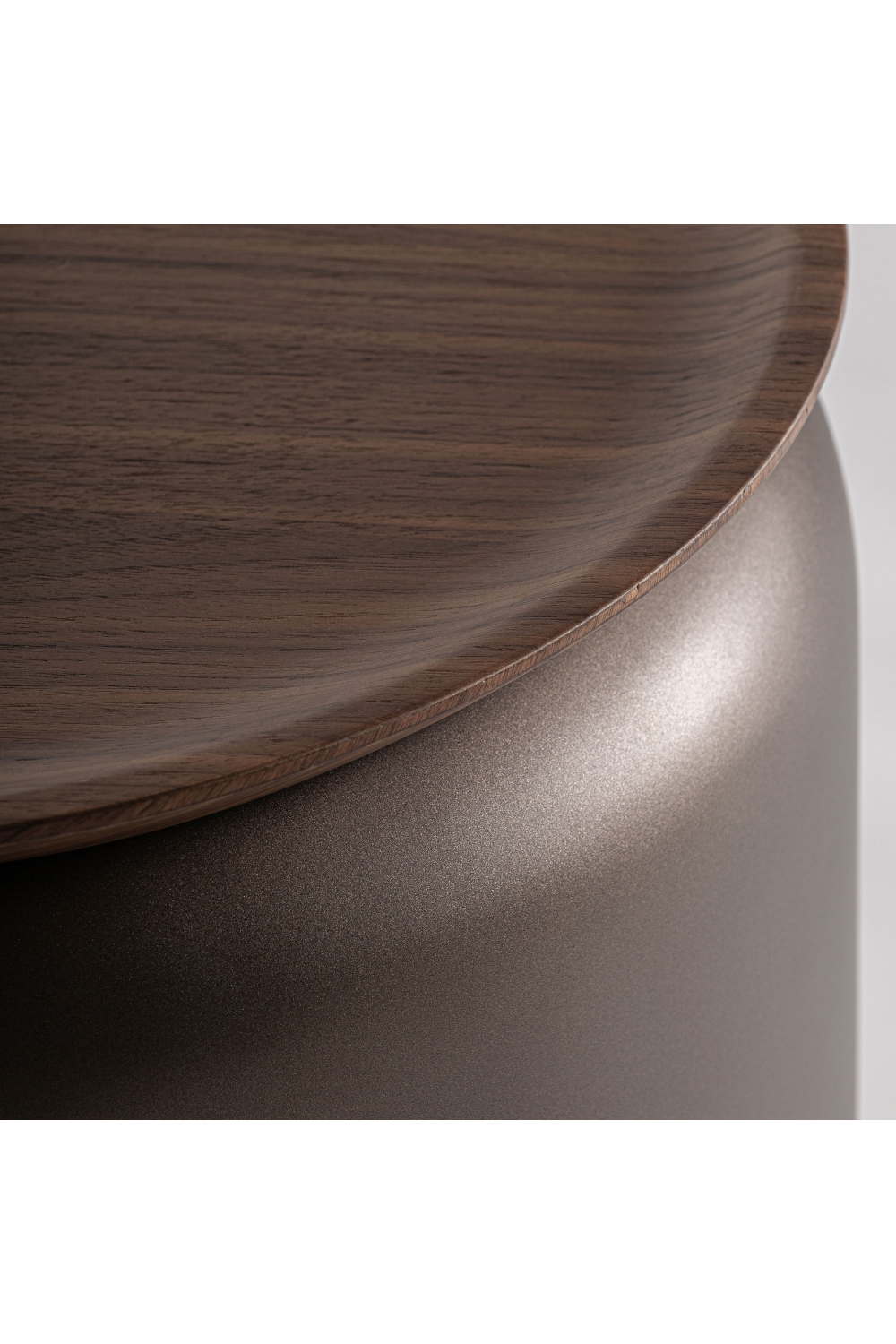 Brown Cylindrical Side Table | Oroa.com