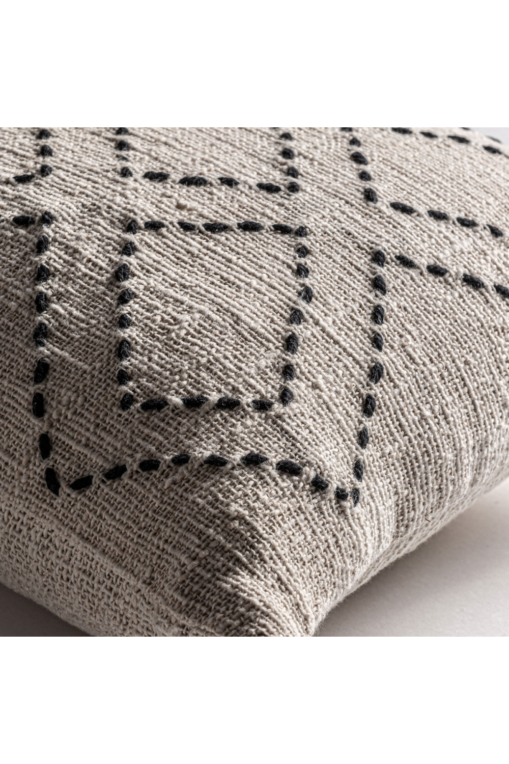 Geometric Patterned Cotton Cushion | Oroa.com