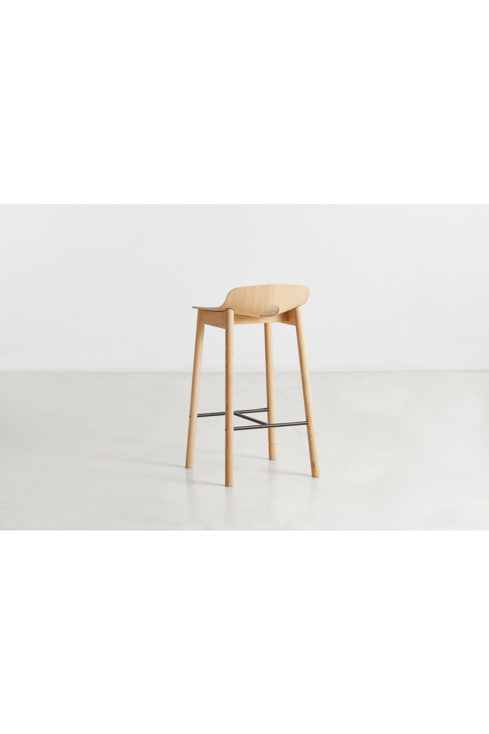 Classic Oak Counter Stool | Oroa.com