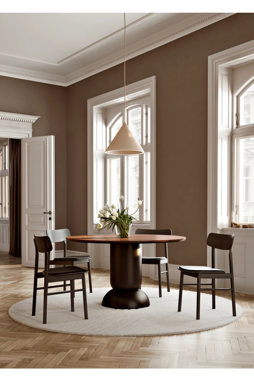 Round Pedestal Dining Table | Oroa.com