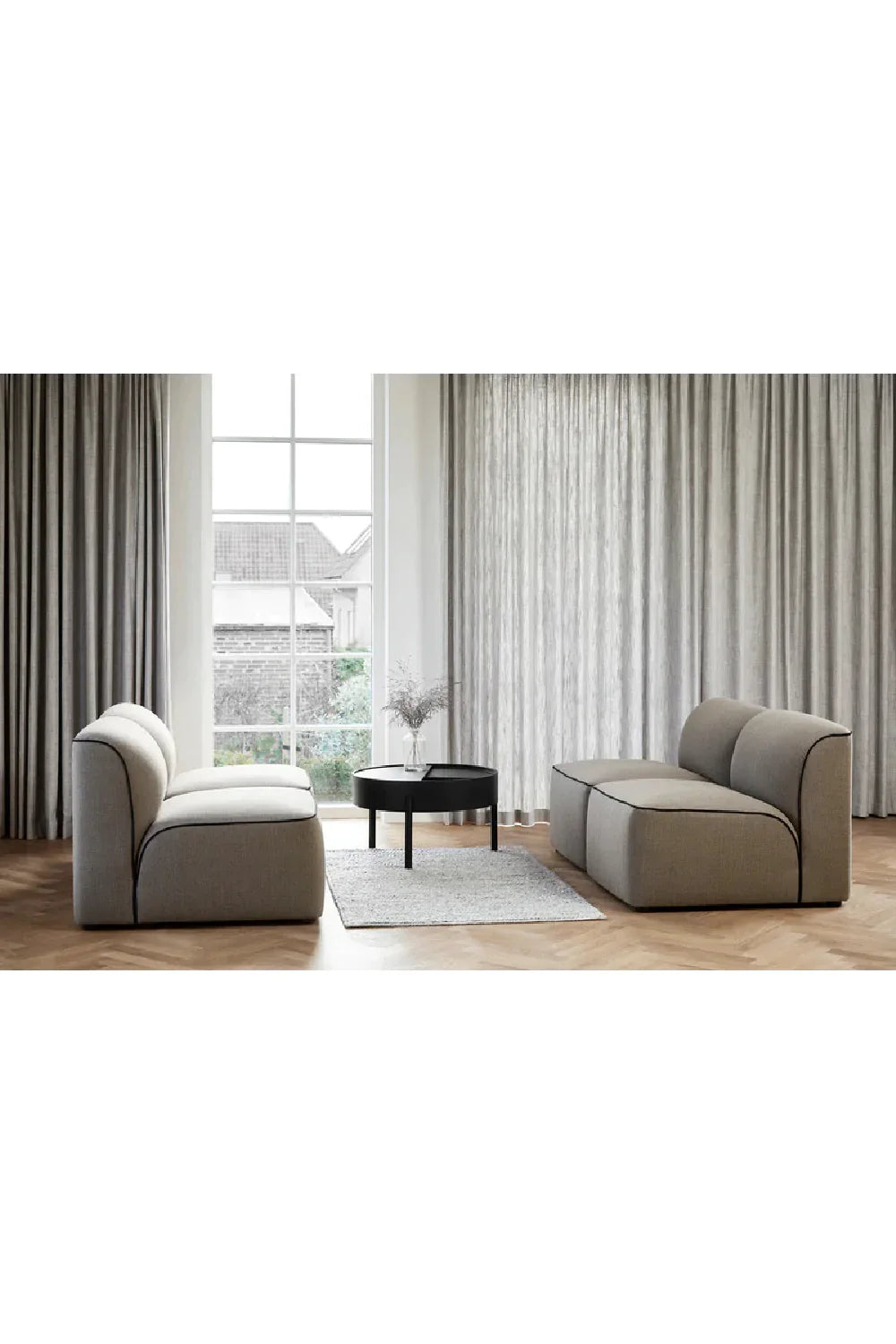 Contemporary Round Coffee Table M | Oroa.com