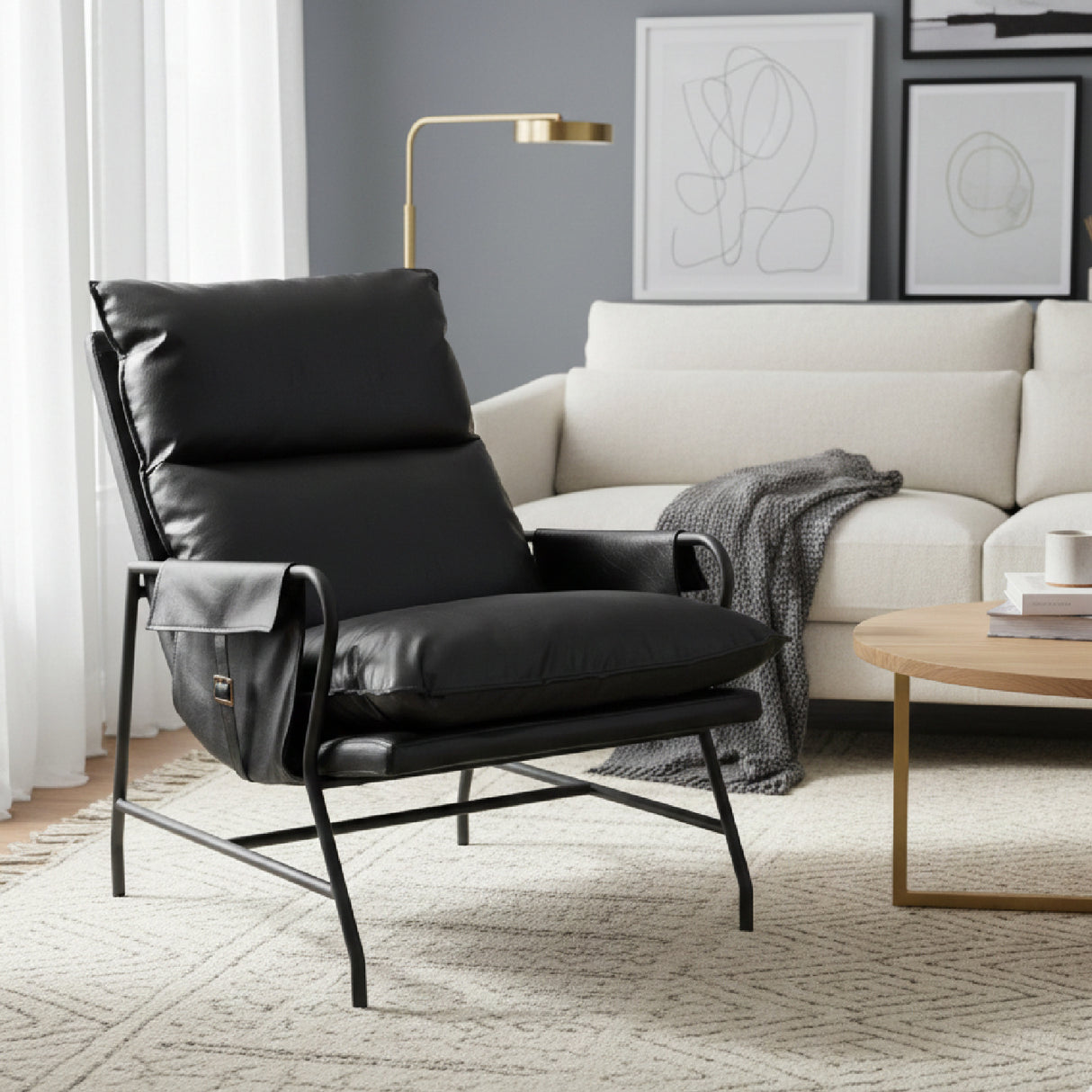 Black Leather Lounge Chair | Oroa.com