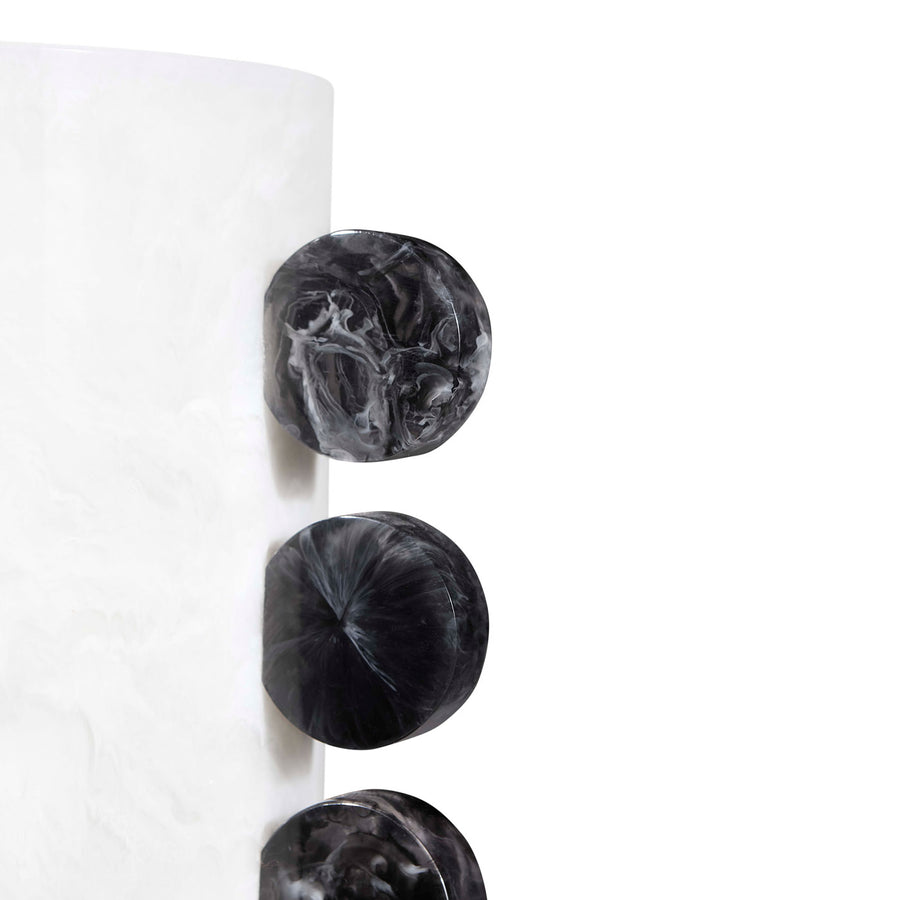 Marbleized White Urn | Oroa.com