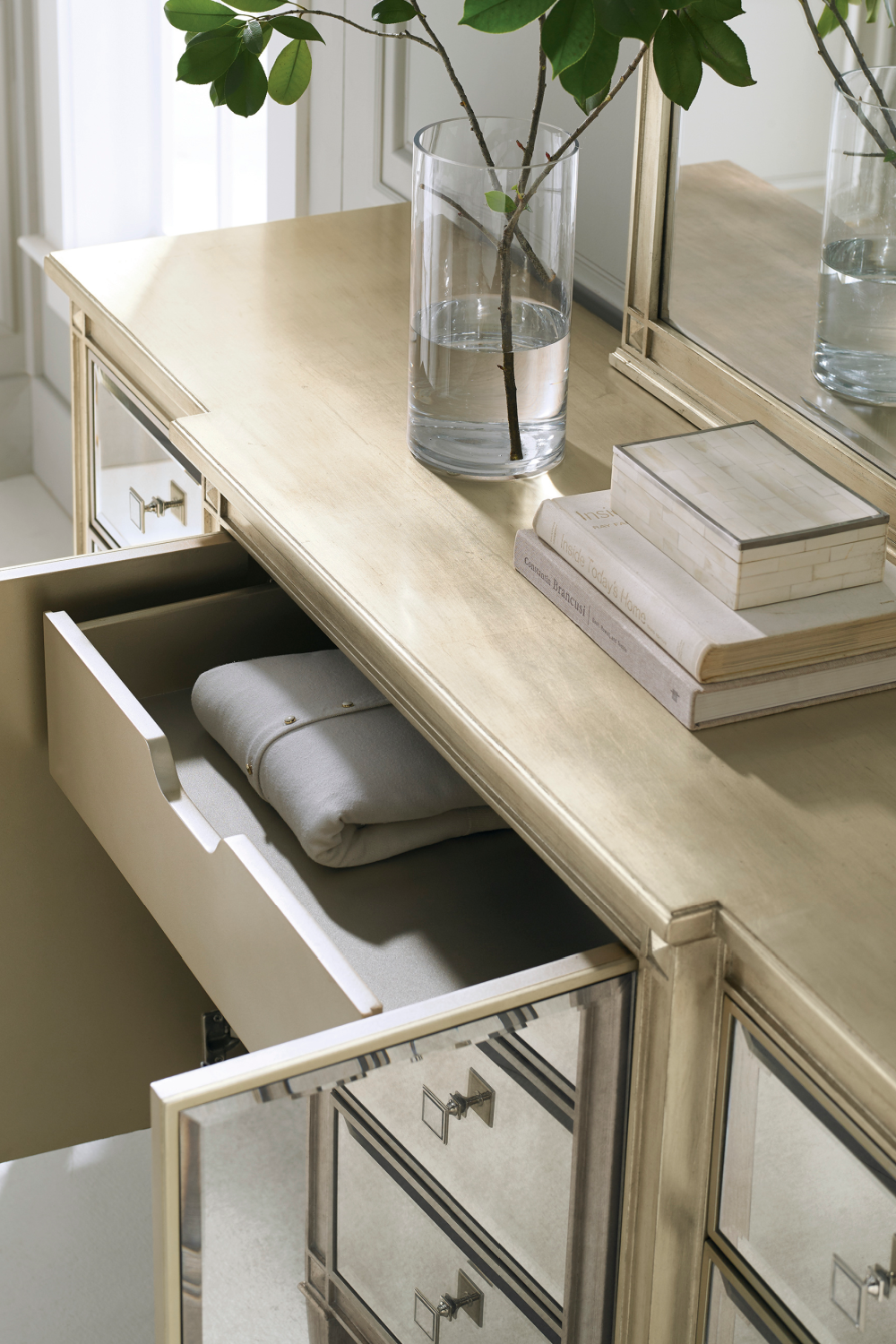 Bevelled Mirror Dresser | Oroa.com