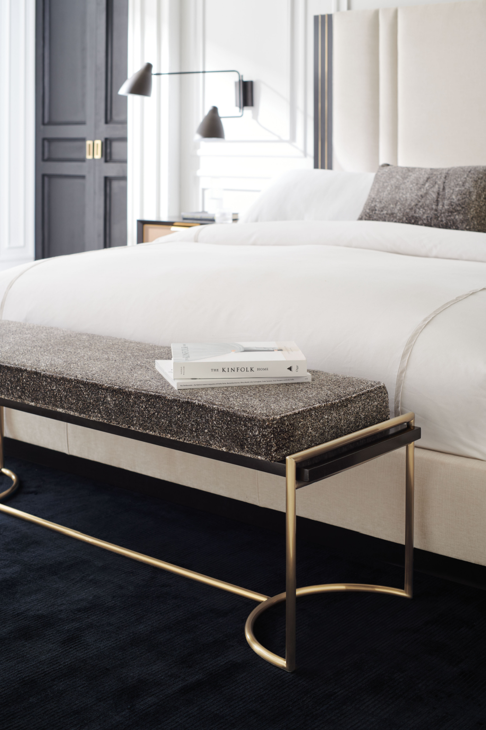 Gray Velvet Bench | Oroa.com