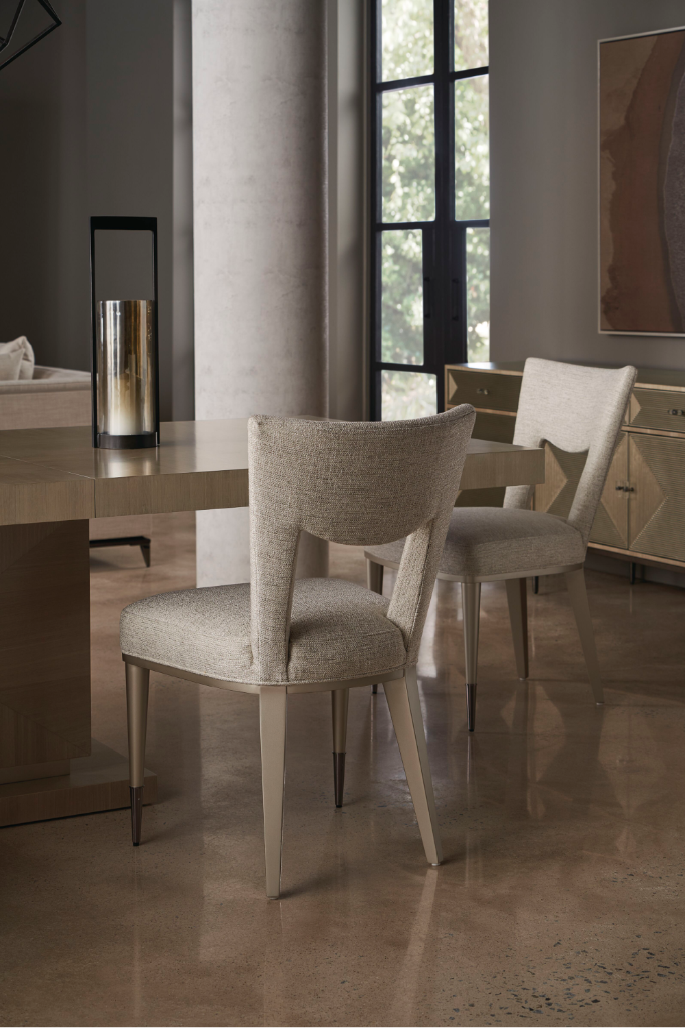 Gray Wooden Extendable Dining Table | Oroa.com