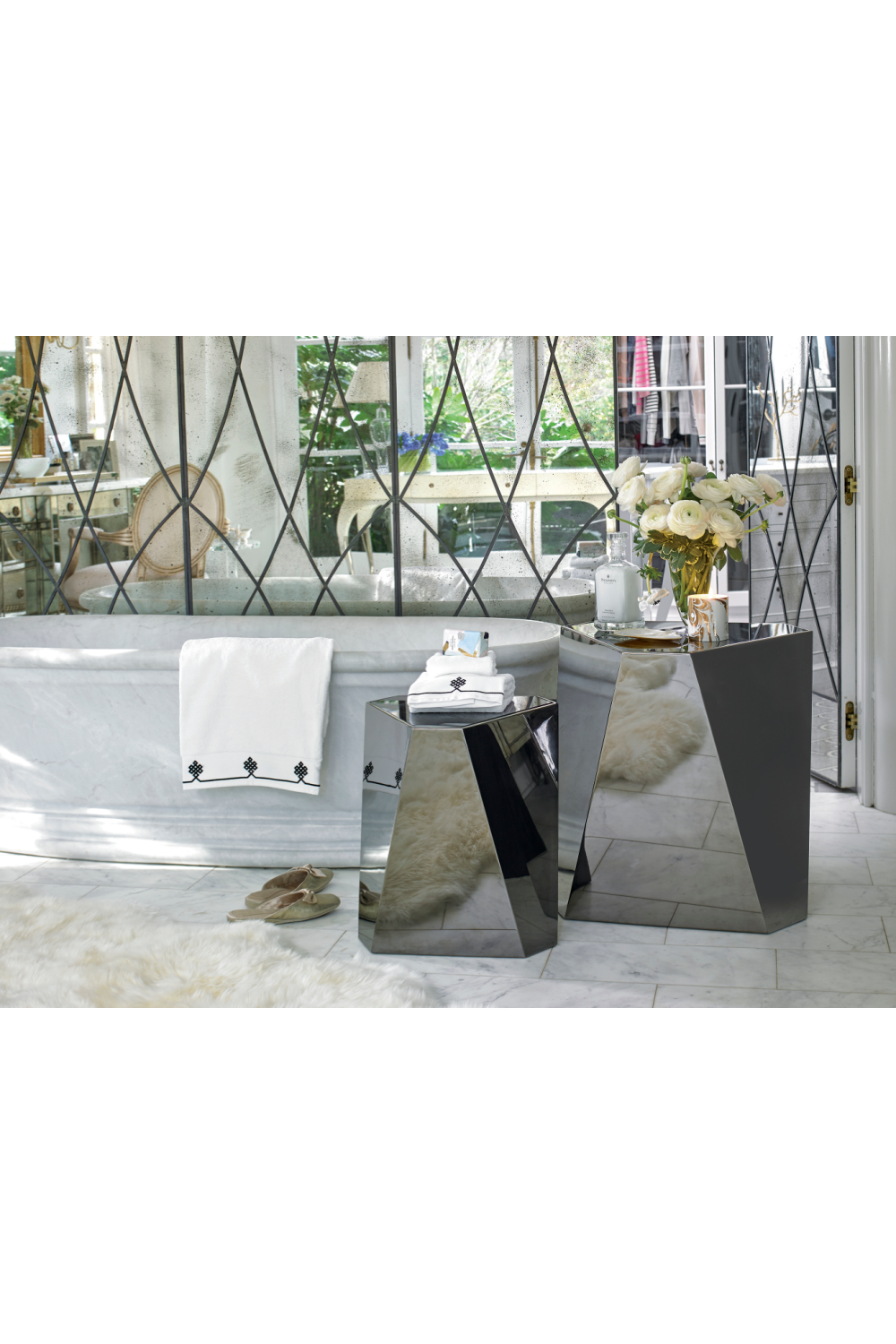 Faceted Metal Side Table | Oroa.com