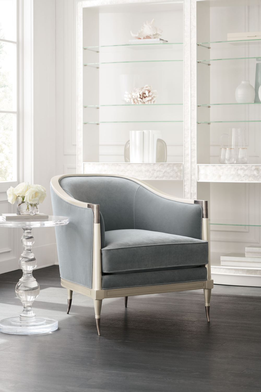Acrylic Sculpted Side Table | Oroa.com
