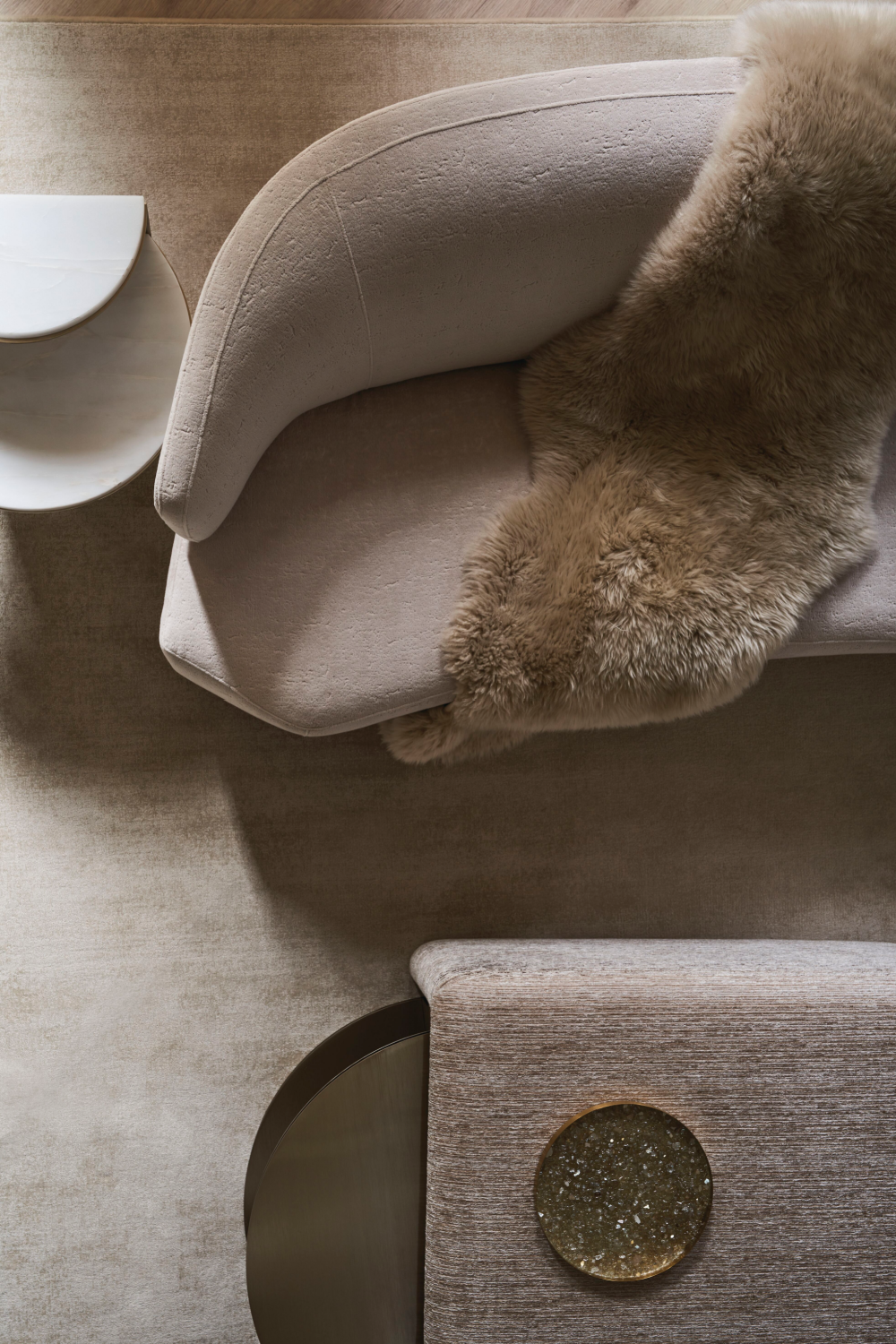 Curved Velvet Sofa | Oroa.com