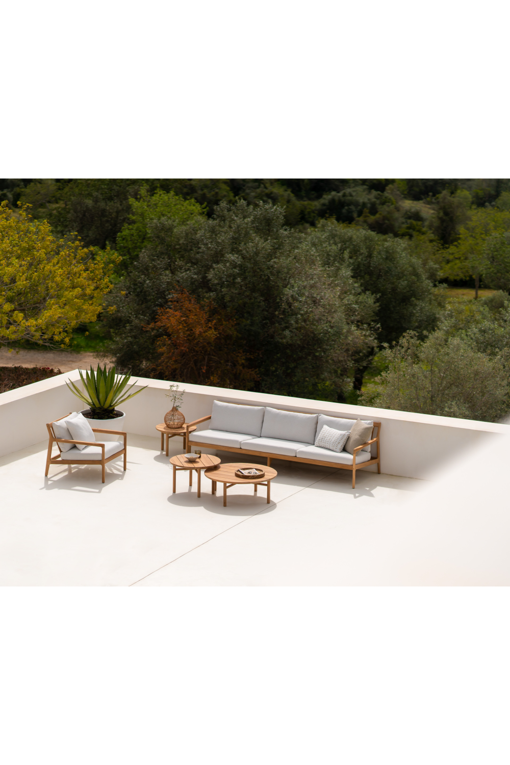 Teak 3+ Seater Outdoor Sofa | Oroa.com
