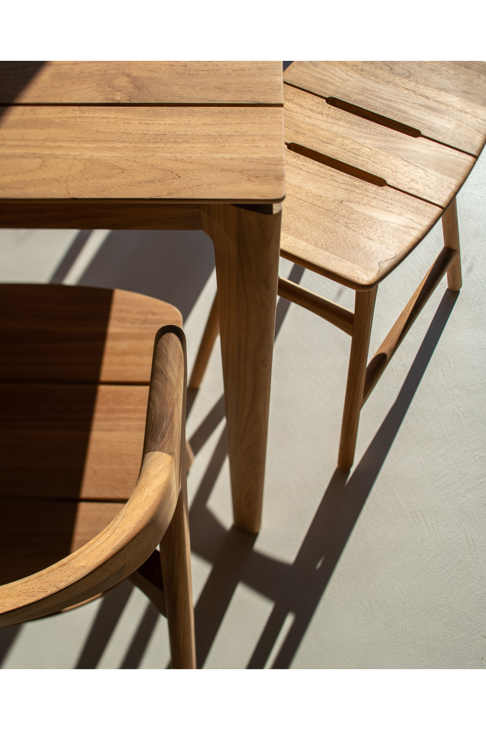 Scandinavian Outdoor Stool | Oroa.com