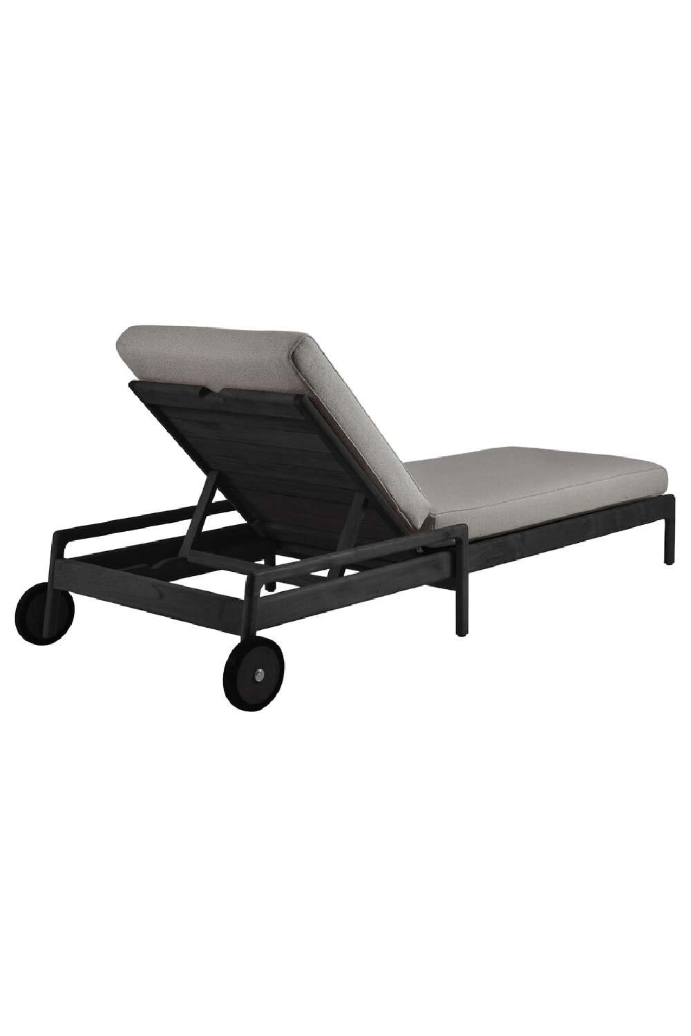 Black-Framed Outdoor Adjustable Lounger | Oroa.com