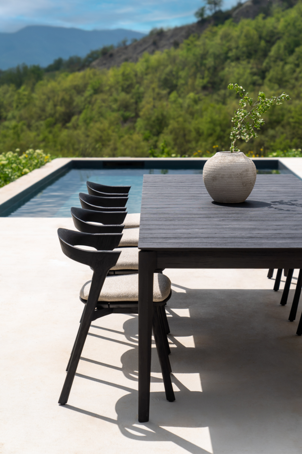 Black Teak Outdoor Dining Chair | Oroa.com