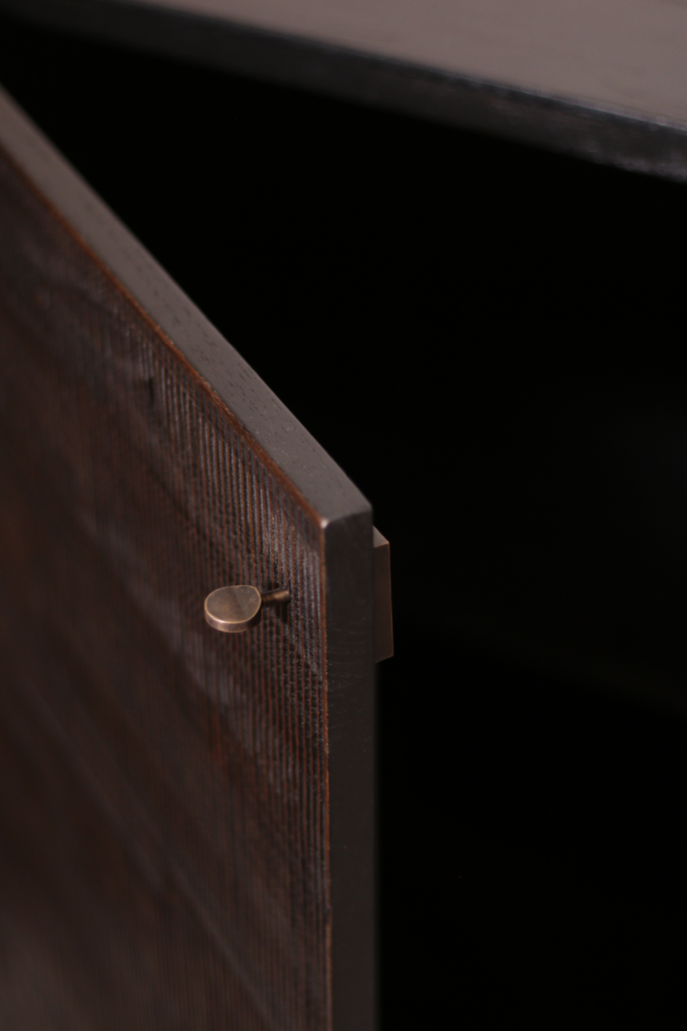 Varnished Teak Black Sideboard | Oroa.com