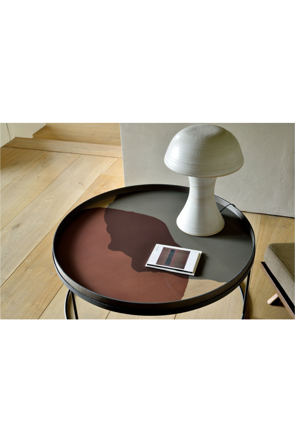 Round Tray Coffee Table | Oroa.com