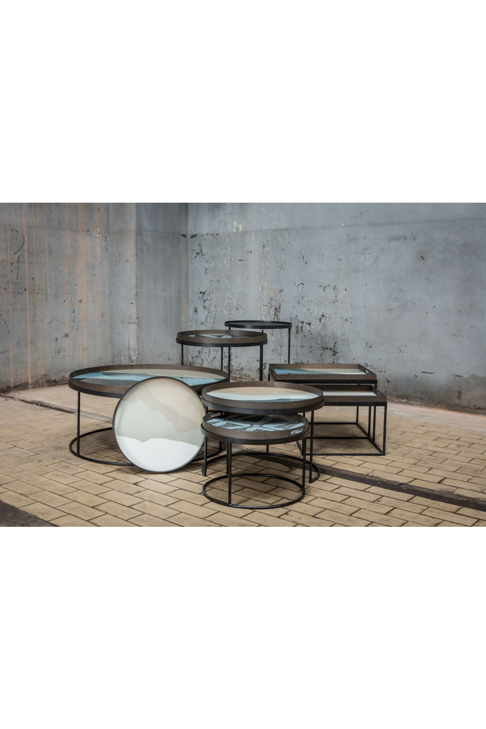 Round Tray Coffee Table set (2) | Oroa.com