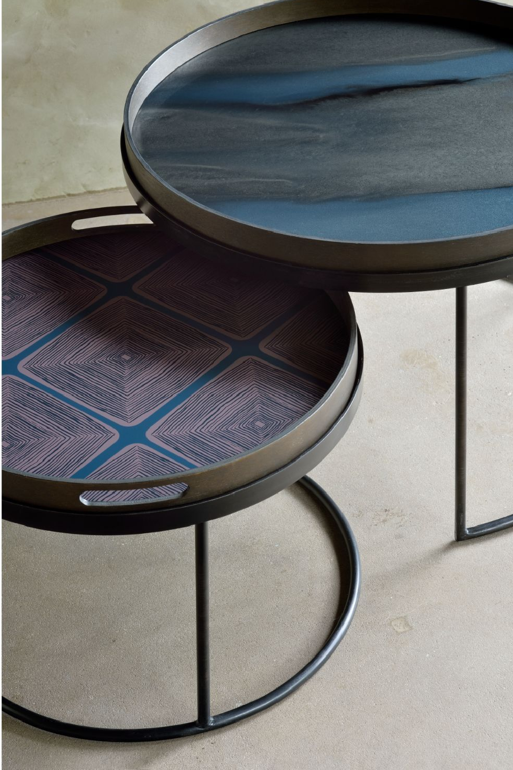 Round Tray Coffee Table set (2) | Oroa.com