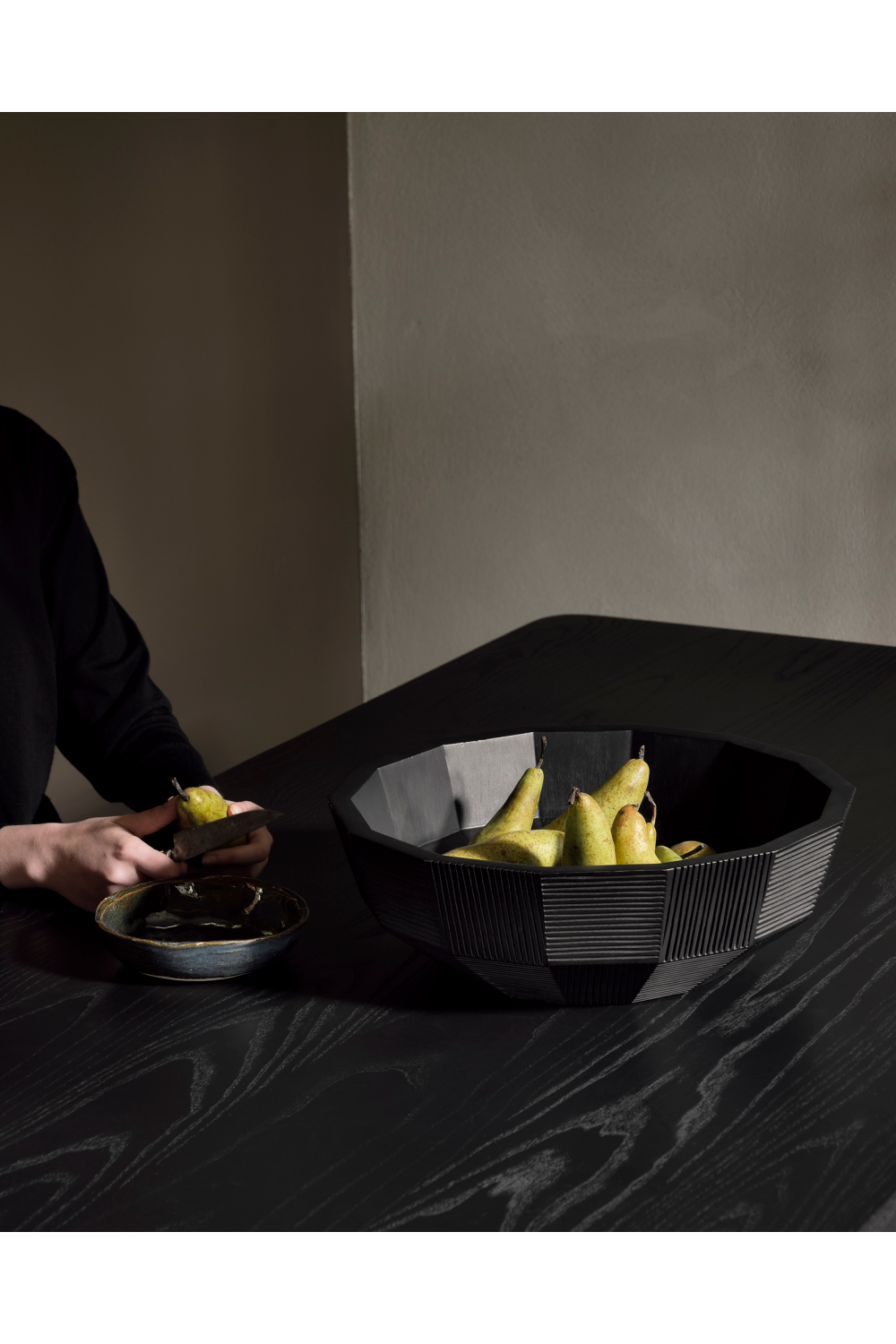 Black Mahogany Modern Bowl | Oroa.com