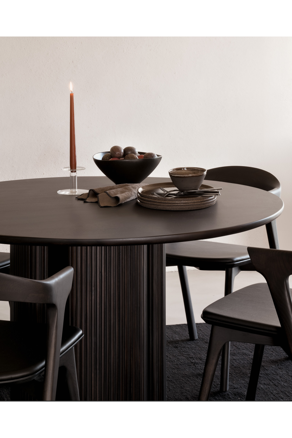 Brown Mahogany Dining Table | Oroa.com