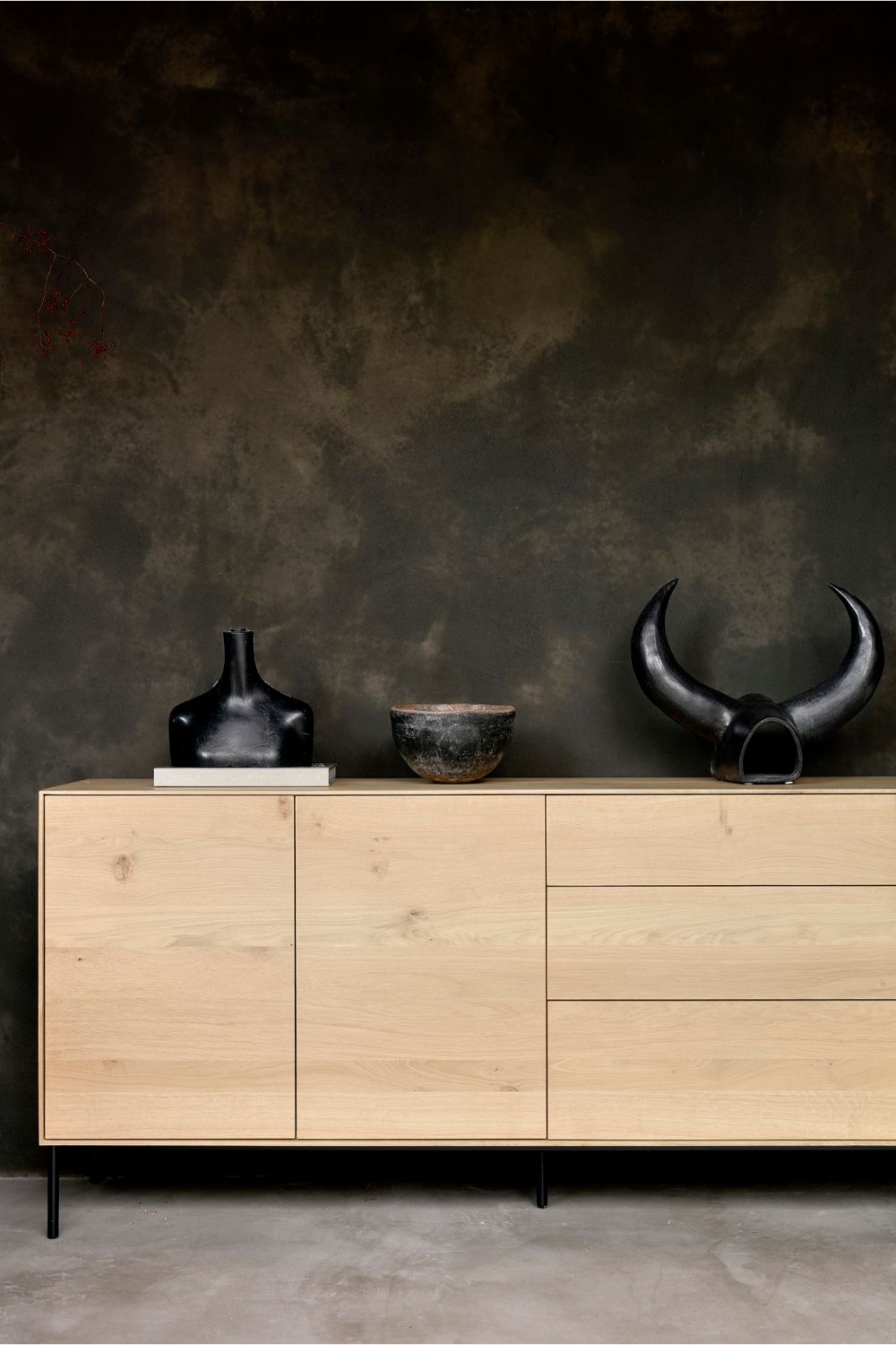 Modern Varnished Oak Sideboard | Oroa.com