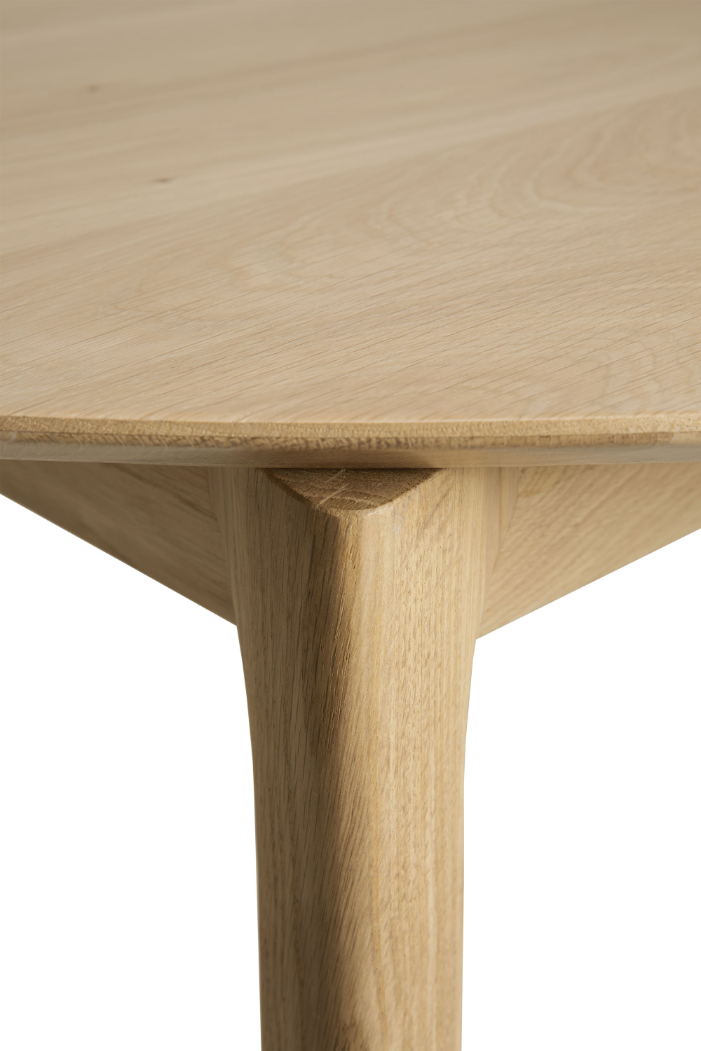 Oak Extendable Round Dining Table | Oroa.com