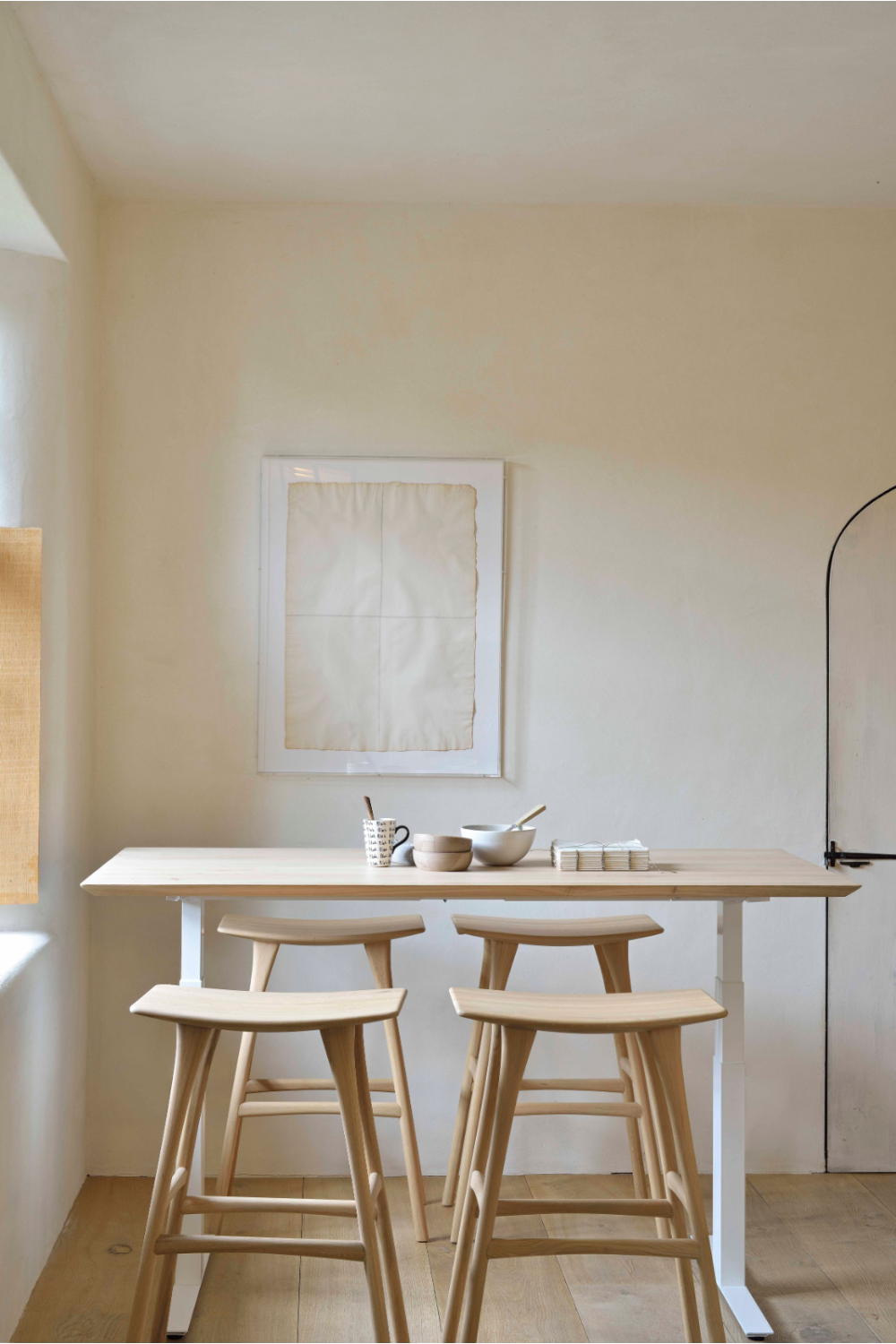 White Metal Adjustable Desk Base | Oroa.com