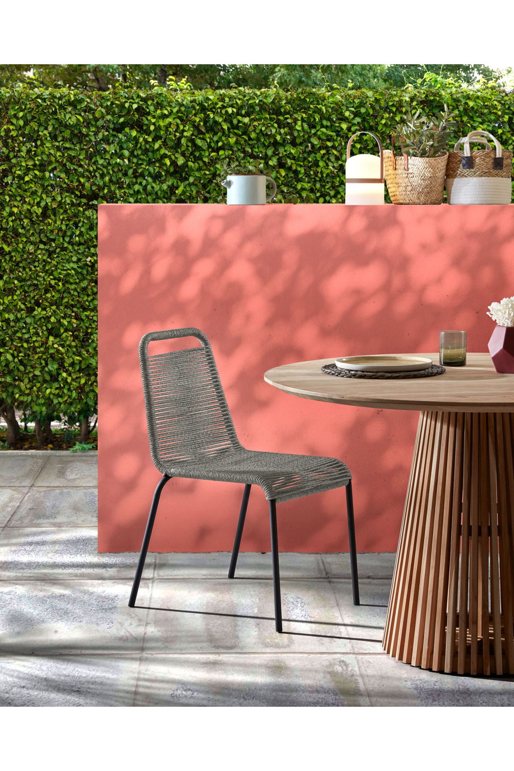 Round Teak Wood Pedestal Dining Table L | Oroa.com