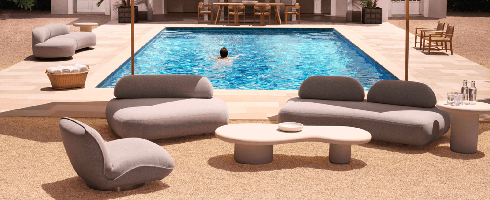   Create Your Spring Outdoor Escape | Oroa.com