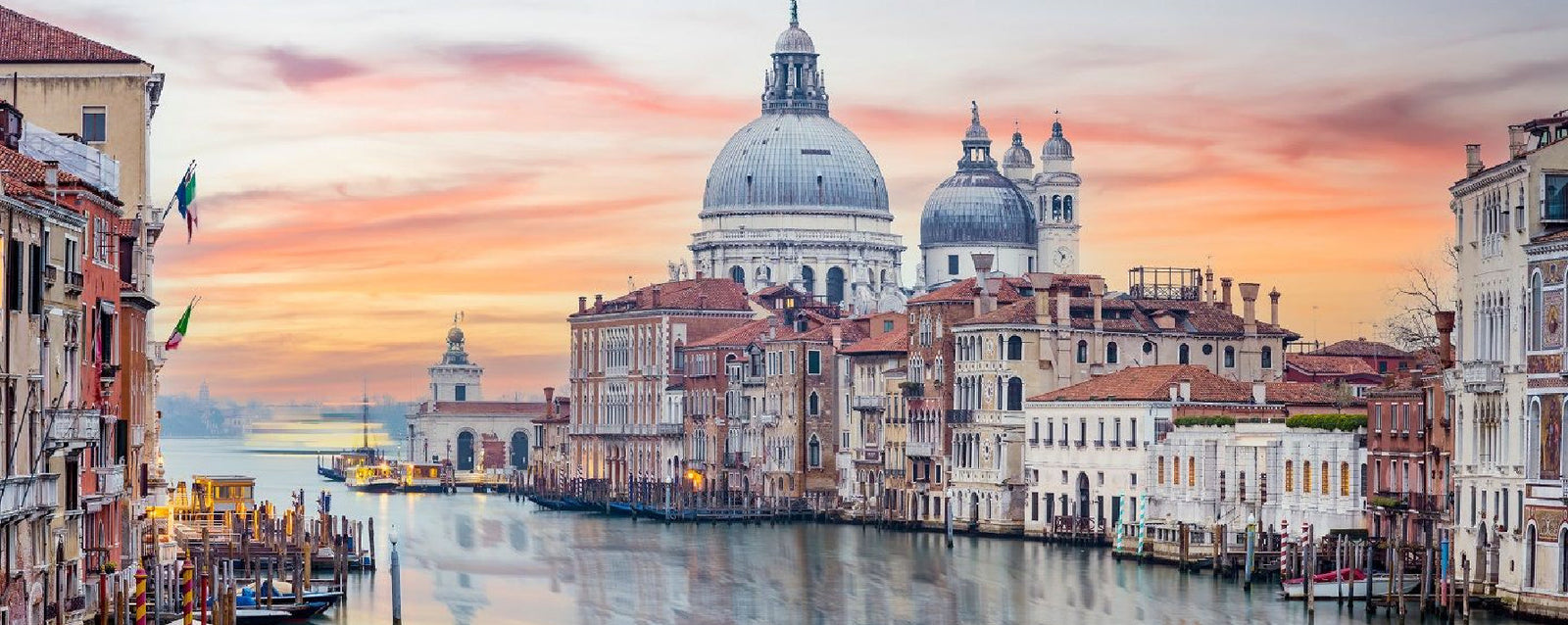  How to Capture The Magic of Venice in Your Home | Oroa.com
