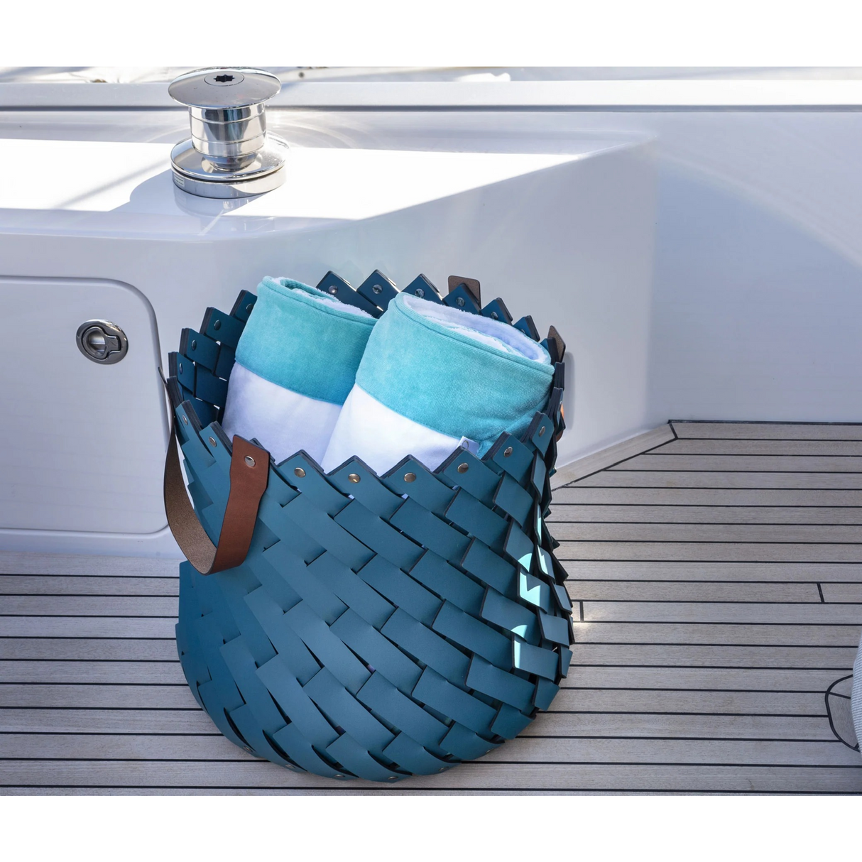   Leather Strips Basket with Handles M | Oroa.com