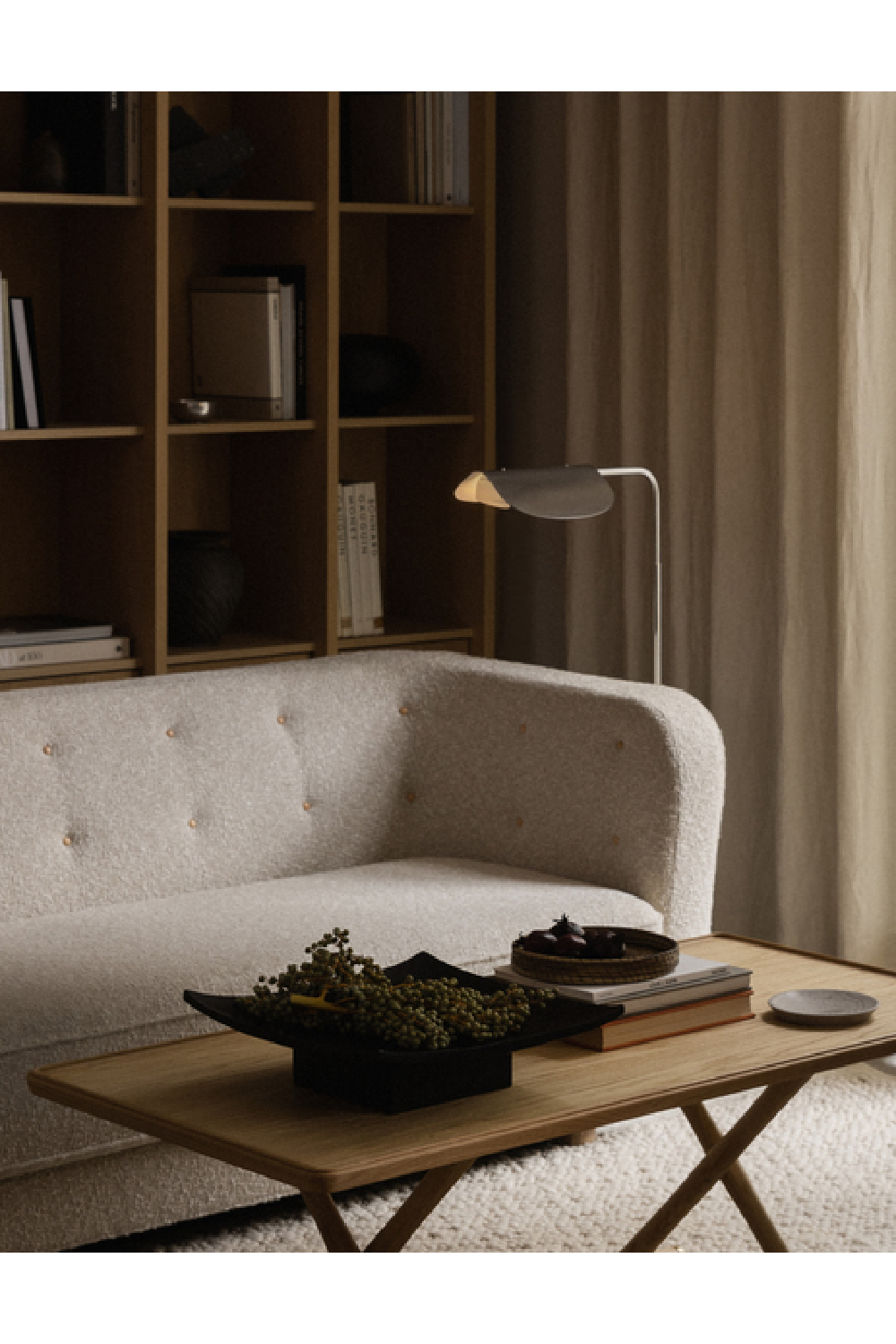   Oiled Wood Foldable Lounge Table | Oroa.com