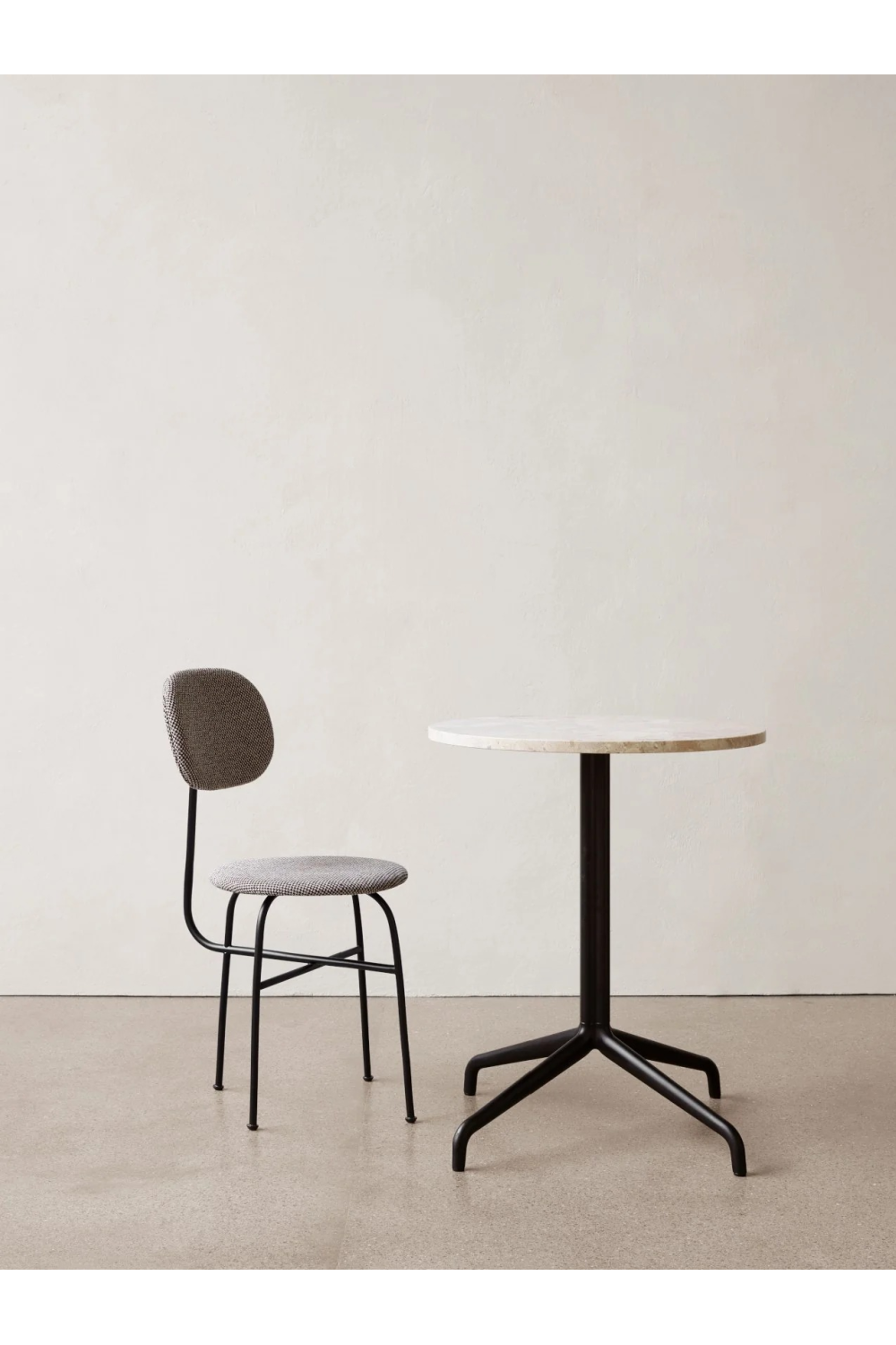   Minimalist Upholstered Dining Chair | Oroa.com