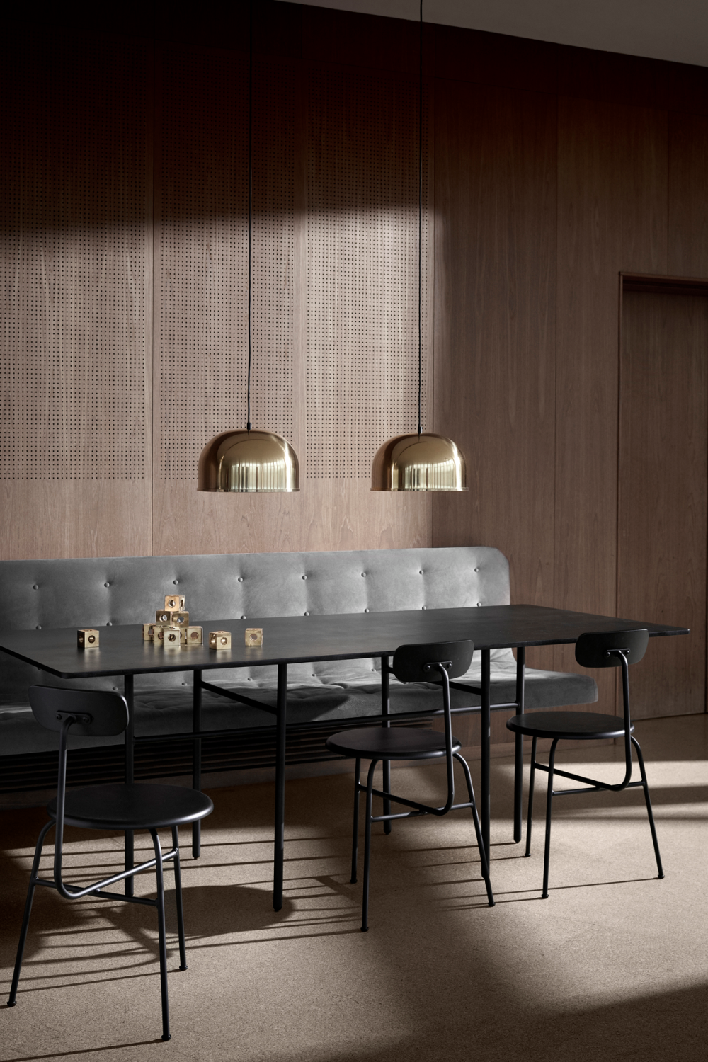   Short-Back Oak Dining Chair | Oroa.com