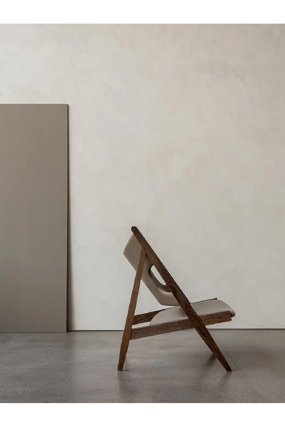   Leather Lounge Chair | Oroa.com