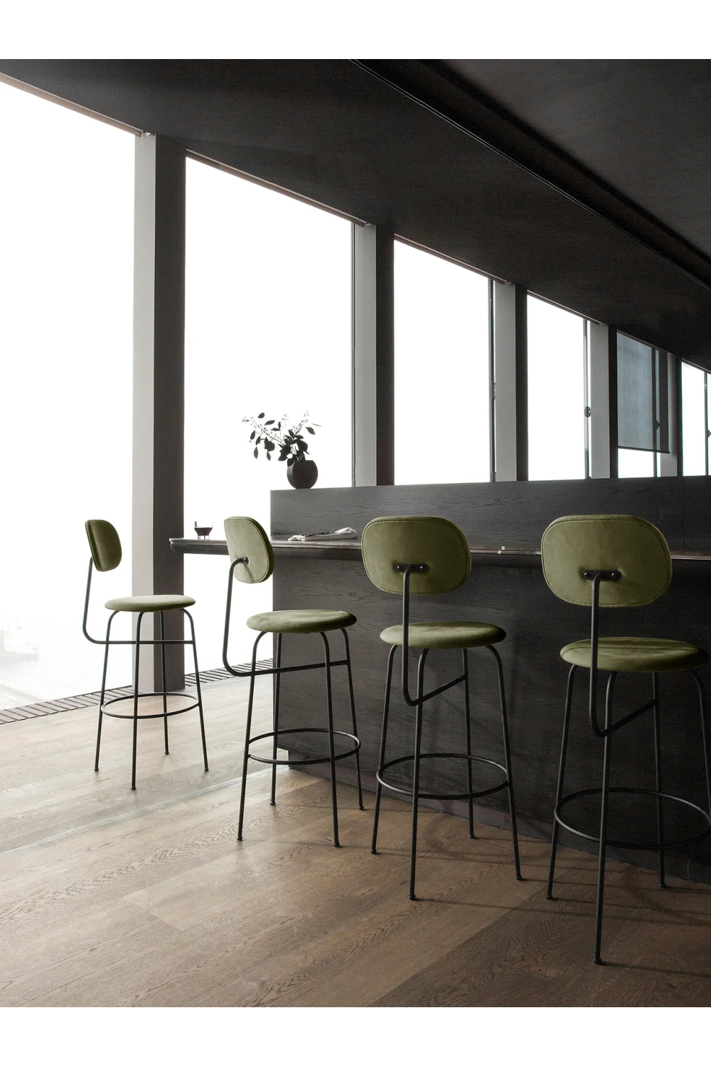   Minimalist Upholstered Bar Chair | Oroa.com