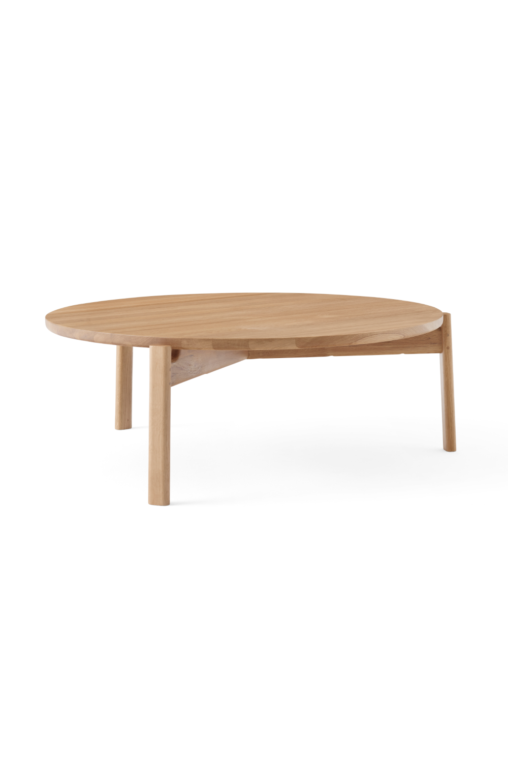   Round Wooden Lounge Table | Oroa.com