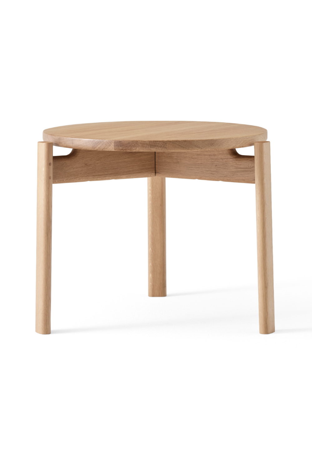   Round Wooden Lounge Table | Oroa.com